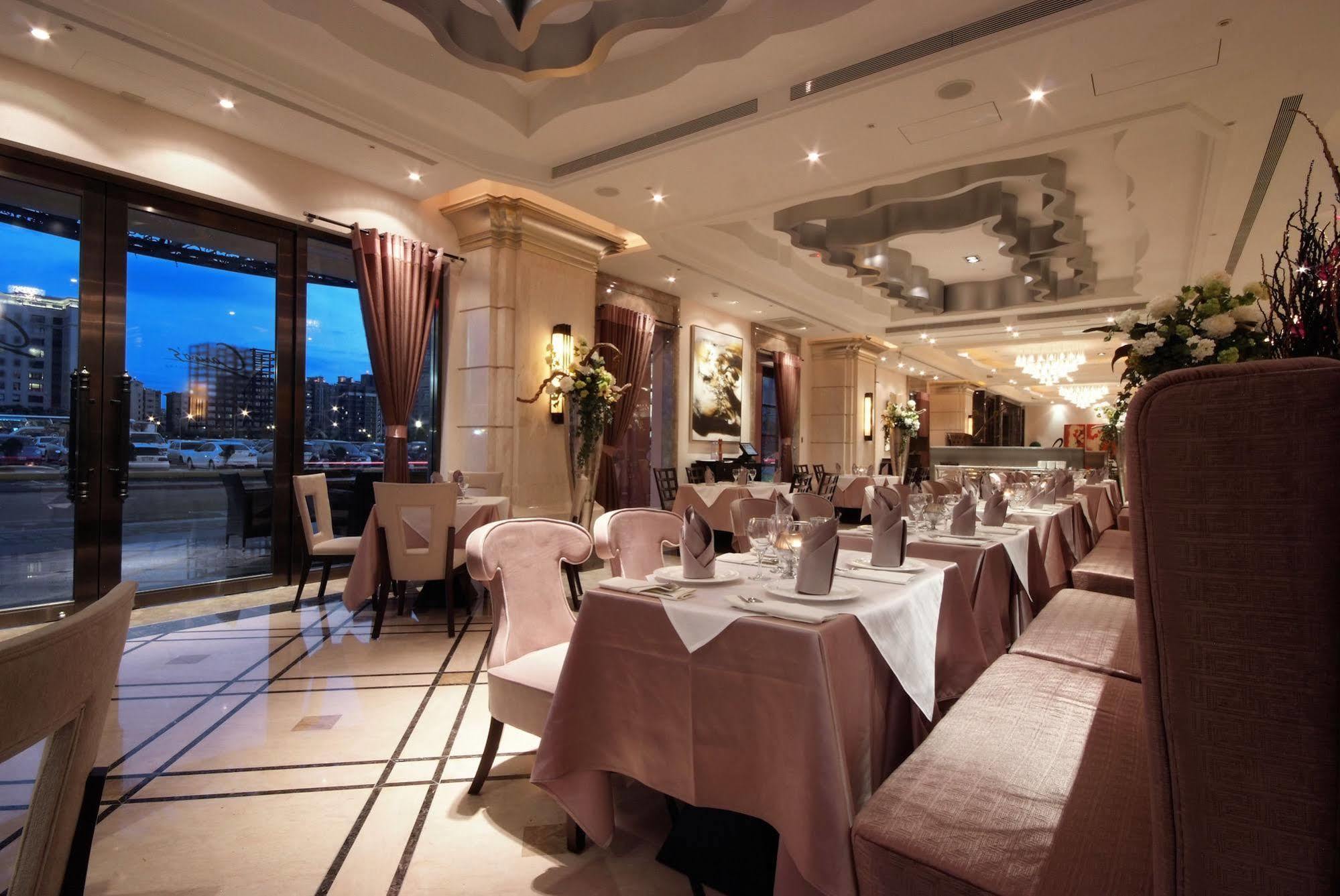 เบลเลซซา ไทเป โฮเต็ล Hotel ภายนอก รูปภาพ